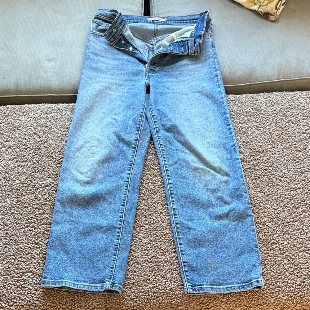 Levi's Women's Classic Straight Leg Denim Jeans